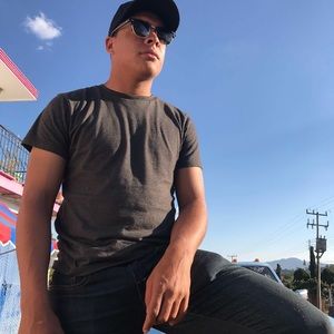 Meet your Posher, Fernando